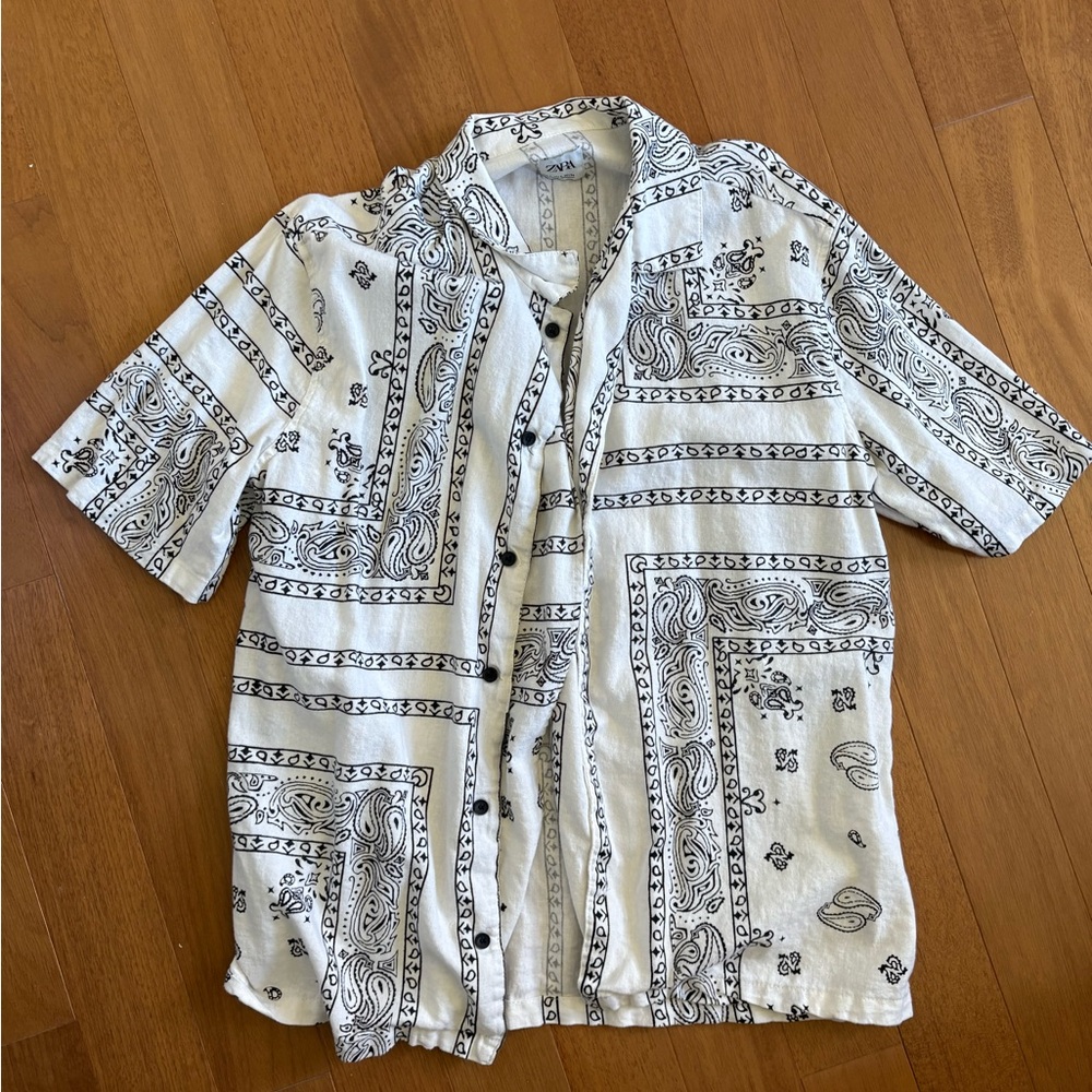 Zara Men's Paisley Short Sleeve Shirt